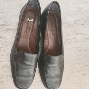 Black Naturalizer Women's Loafers